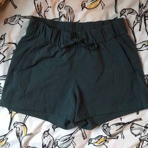 Lululemon short